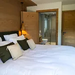 Exclusive Terrace, Parking And Pool *