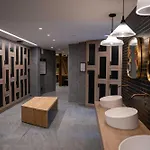 Exclusive Terrace, Parking And Pool Appartement *