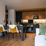 Exclusive Terrace, Parking And Pool *