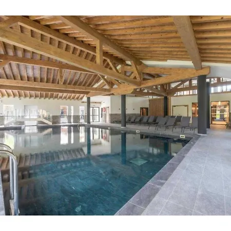 Exclusive Terrace, Parking And Pool Apartament